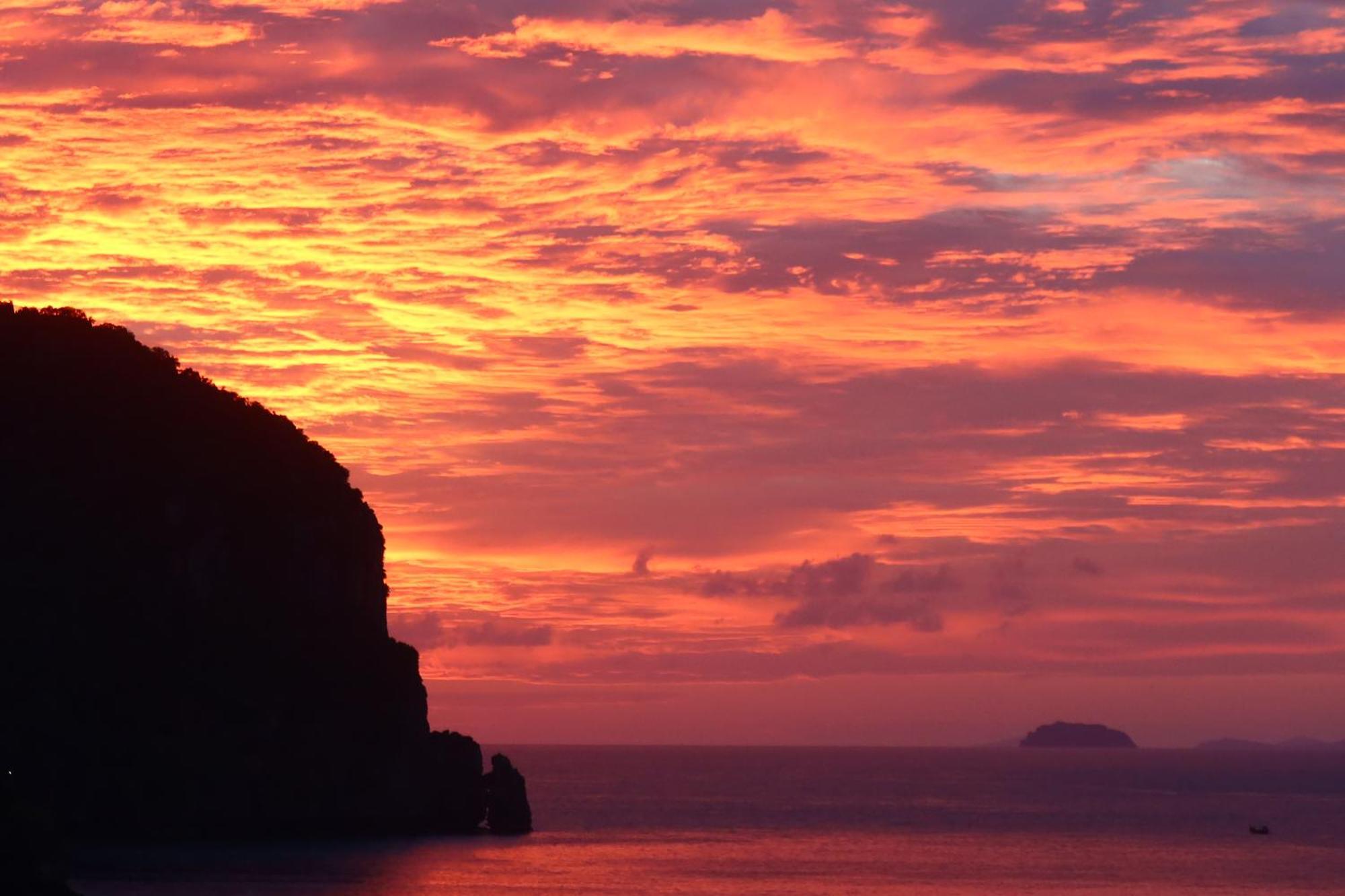 Phi Phi Sea Sky Resort Ngoại thất bức ảnh